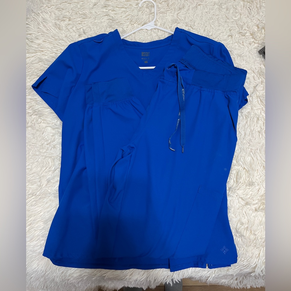 Medcouture Insight Royal Blue Jogger Scrub set